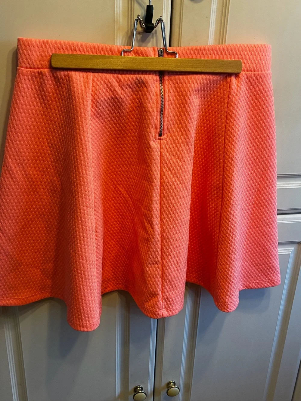 H&M Divided Women Coral Textured A-Line Skirt, Size: L, NWT